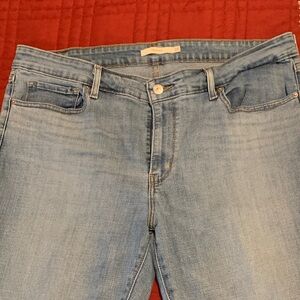 Levi's Women's Light Blue Skinny Jeans